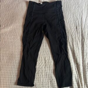 Lululemon Athletica Black Leggings for Versatile Comfort